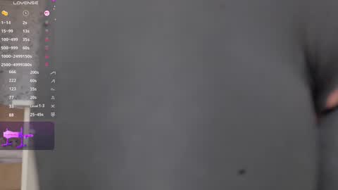 Snapshot of luckystrikee_ chatting on February 23, 11:04 pm Alice online show from February 23, 11:04 pm