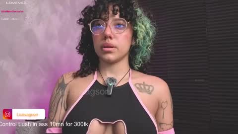 Luanis online show from May 19, 7:04 am
