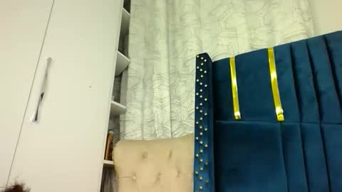 brielle online show from September 15, 12:01 am