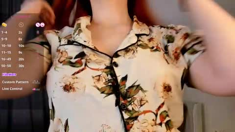 Rinredhead Gloriawith glasses Rayanother glasses online show from December 18, 7:36 am