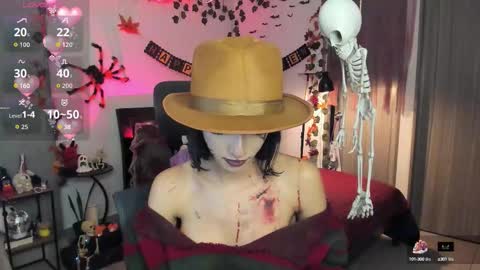 lucyfer online show from October 12, 5:55 am