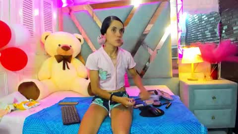 Lucy unlimit come back here  online show from May 17, 1:37 am
