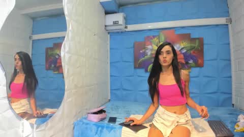 Lucy unlimit come back here  online show from October 12, 2:04 am