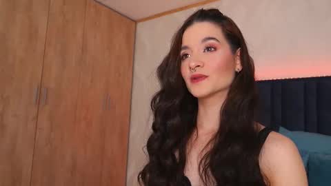 LucyDeLuca online show from March 20, 7:24 am