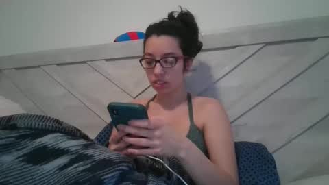 lucylitt25 online show from March 18, 7:20 pm