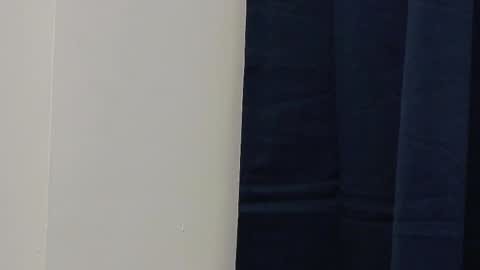 lucyrayy online show from January 6, 8:46 pm