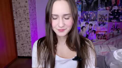 Lucy Rose online show from November 18, 4:26 am