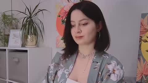 Lucy online show from January 9, 2:29 pm