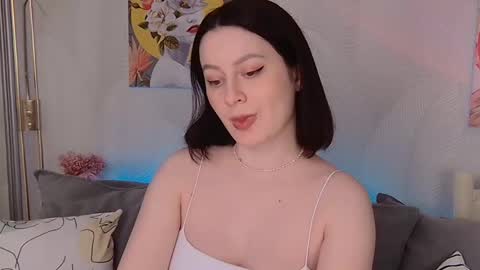 Lucy online show from December 17, 6:42 pm