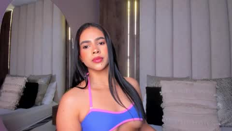 Snapshot of lucysalvatore chatting on September 20, 4:32 pm Lucy online show from September 20, 4:32 pm