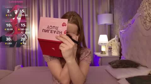 Lucy online show from November 9, 7:23 am