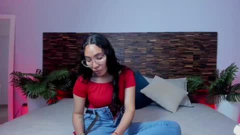 Lucy Liiu online show from May 16, 8:07 pm
