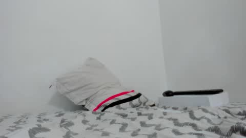   Luisa Fernanda  online show from January 10, 3:45 am