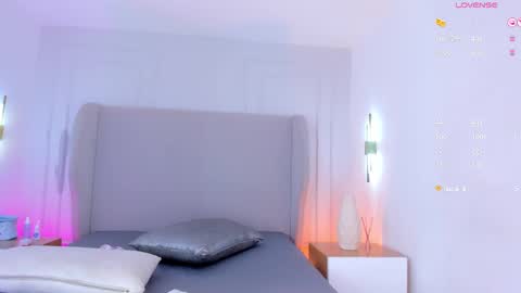 L U I S A online show from September 28, 9:35 pm