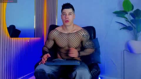 Lukas Green online show from May 23, 8:49 pm