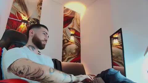 LUKE online show from November 11, 1:13 pm