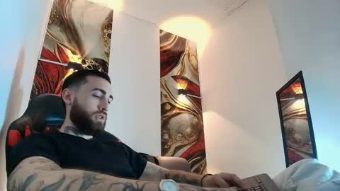 LUKE online show from May 22, 1:18 pm