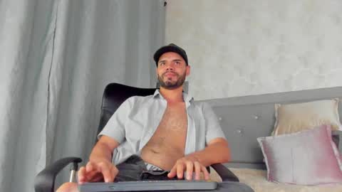 luke diaz7 online show from March 9, 7:45 am