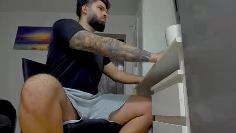 Luke online show from November 12, 9:11 am