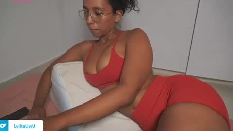 lulitauwu online show from March 24, 11:55 pm