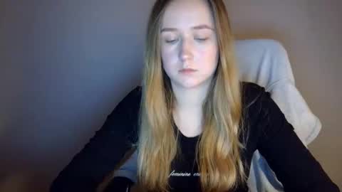 Lulu Baby18 online show from February 3, 6:12 pm