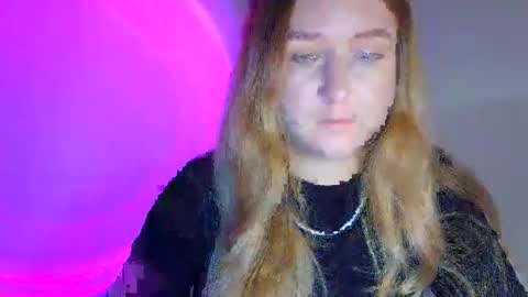 Snapshot of lulu_baby1 chatting on October 24, 3:35 pm Lulu Baby18 online show from October 24, 3:35 pm