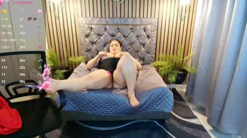 sweet  lulu online show from April 18, 7:07 pm