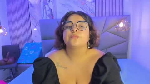 lulu online show from April 11, 7:29 pm