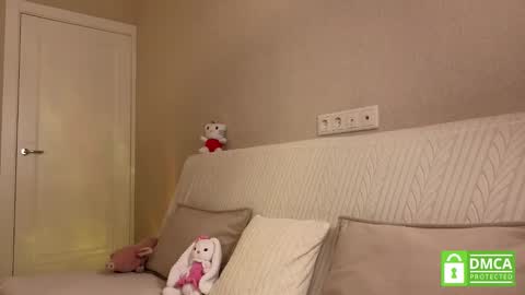 Lulu online show from February 17, 4:17 pm