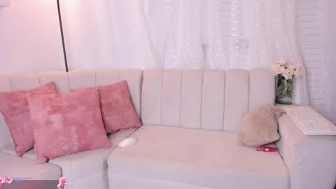 LULU online show from March 26, 7:57 am