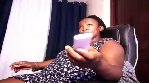 lulu_sparks1 online show from March 26, 7:02 am