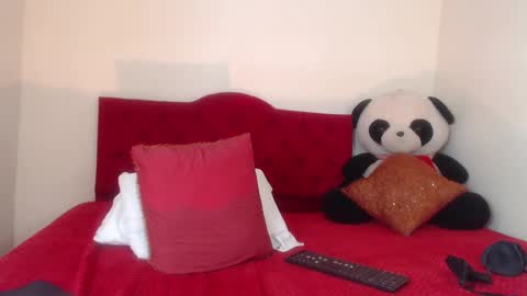 LULU online show from March 11, 5:46 pm