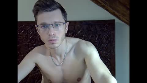 Andrew independent model 2000-0000 CET daily online show from January 13, 9:22 pm