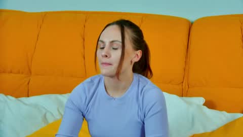 lumerisoren online show from May 14, 5:33 pm