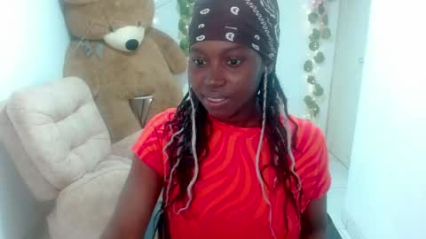 luna253951 online show from June 3, 1:25 pm
