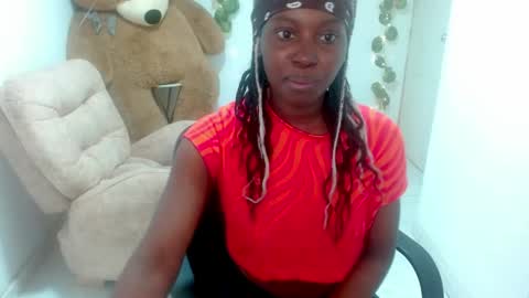 luna253951 online show from June 3, 2:44 pm
