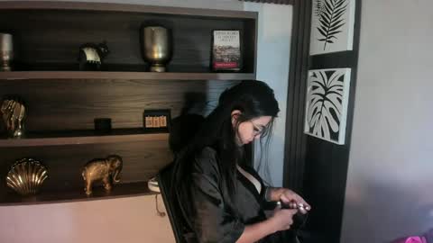 luna_ferrari online show from April 17, 12:29 pm