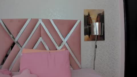 luna_ferrer1 online show from July 21, 2:19 pm