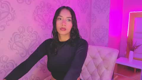 luna_hot_ass online show from August 9, 1:38 pm