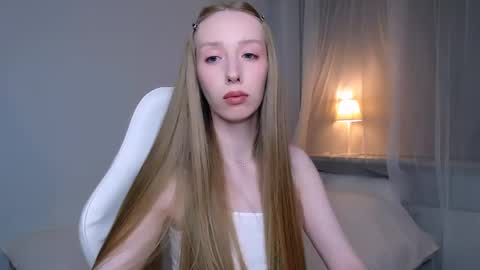 Luna online show from June 6, 10:15 pm