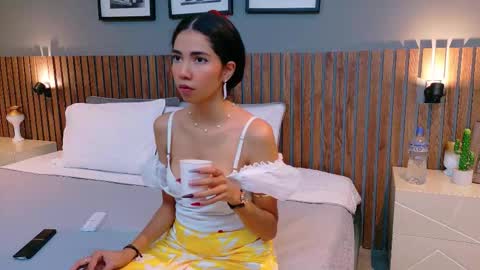 LUNA  online show from September 22, 1:15 pm