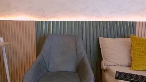 luna_valle online show from November 18, 11:26 pm