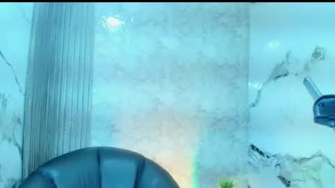 lunaa____ online show from April 21, 8:49 pm