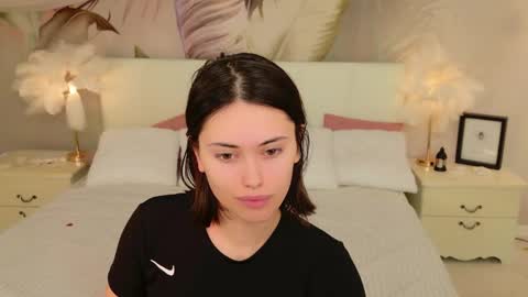 Luna online show from April 9, 1:50 pm