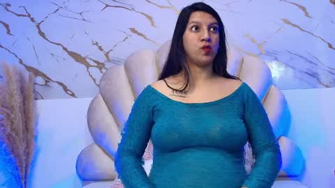 Lunaa rossee  online show from April 6, 12:17 pm