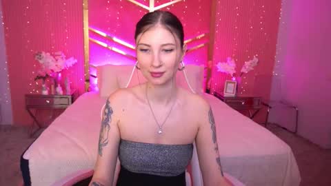 lunaamay online show from March 19, 7:47 am