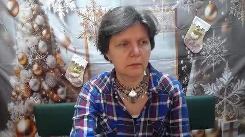 LunaDobra online show from December 17, 12:01 pm