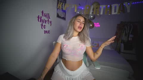 Laura online show from November 23, 12:08 am