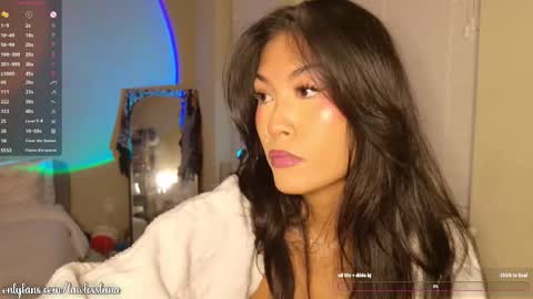 luna dela cruz online show from December 15, 12:50 am