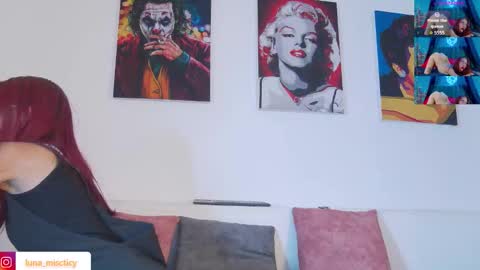 Luna online show from November 5, 8:11 pm